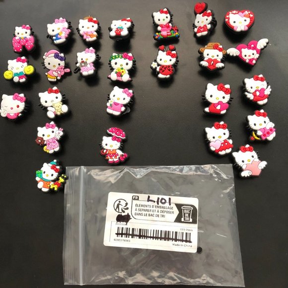Hello Kitty 25 Piece Shoe Charms Variety Bag 1" Charms - Picture 5 of 5